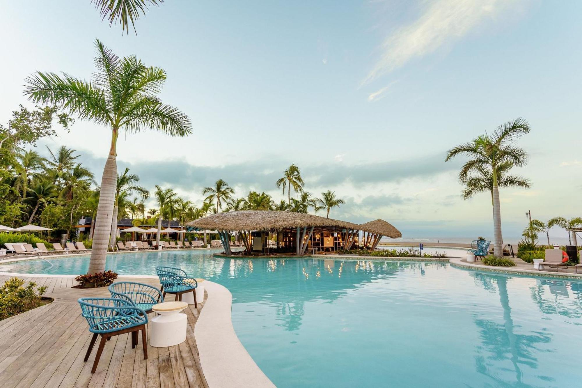The Grand Luxxe Three Bedroom Spa Suite Нуэво-Вальярта Экстерьер фото